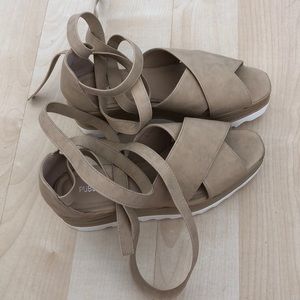 Nude platform sandals NWOT